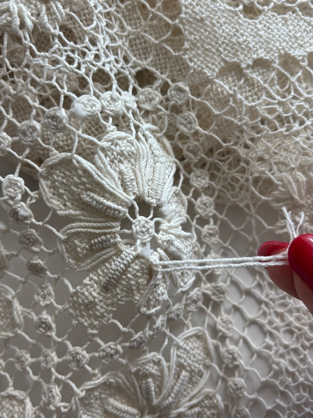 Vintage White Crochet Lace Tablecloth – Classic Home Dining 60x80 inch - Picture 6 of 11